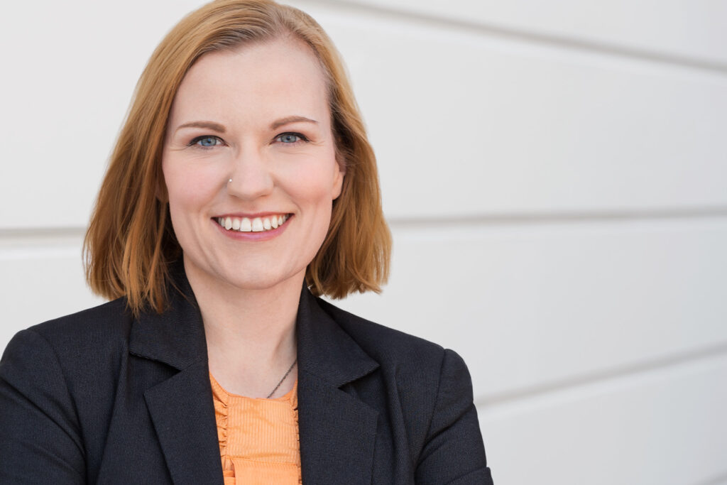 Foto von Christine Schadeberg, Teamassistenz und Qualitätsmanagerin bei denkmodell